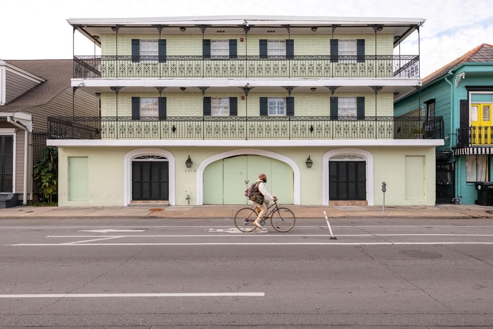 French Quarter Suites Hotel New Orleans Exterior photo