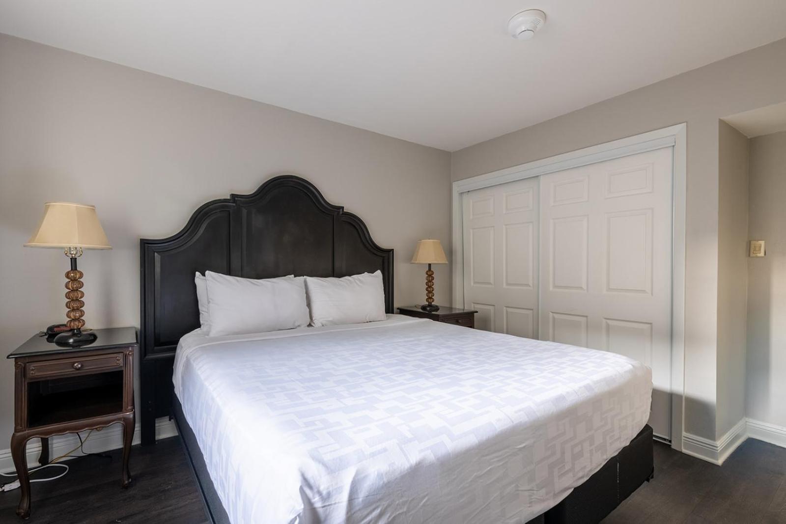 French Quarter Suites Hotel New Orleans Exterior photo